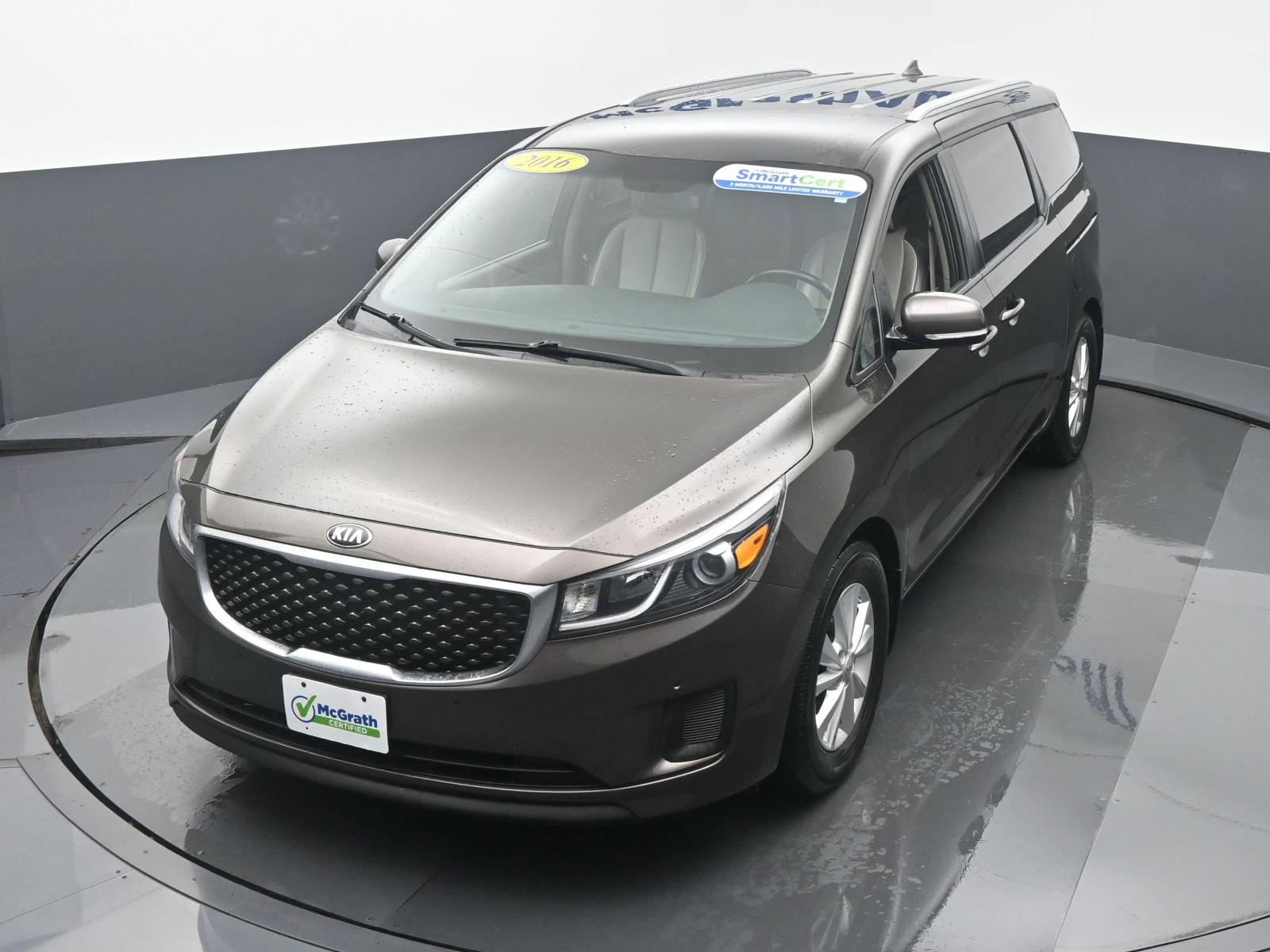 2016 Kia Sedona Vehicle Photo in Cedar Rapids, IA 52402