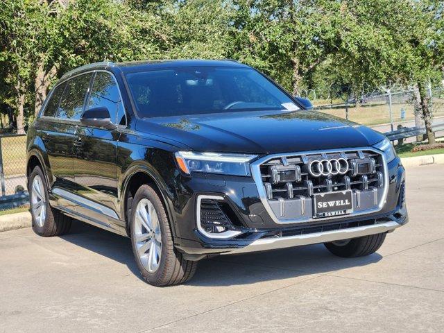 2025 Audi Q7 Vehicle Photo in HOUSTON, TX 77090