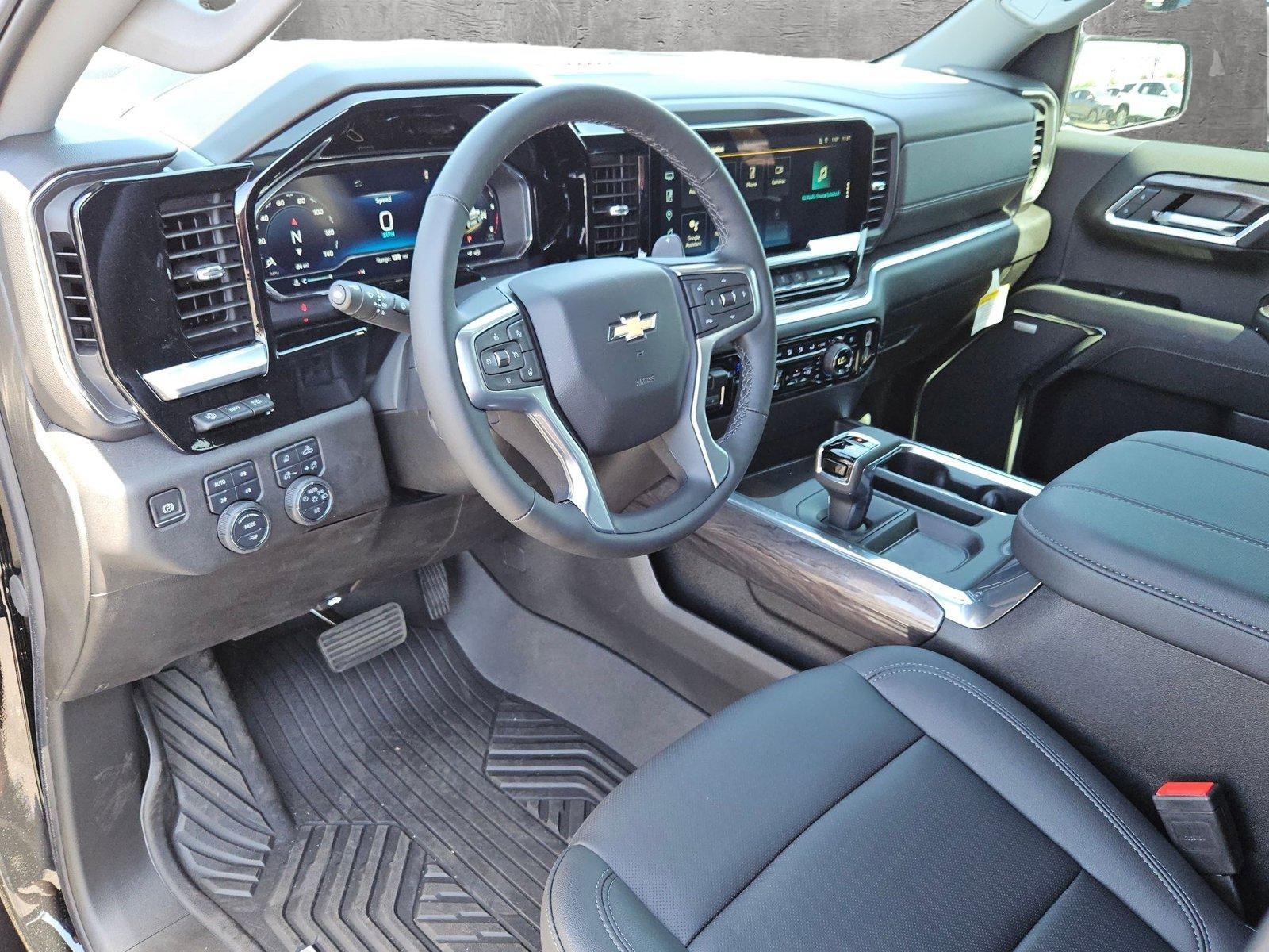 2024 Chevrolet Silverado 1500 Vehicle Photo in MESA, AZ 85206-4395