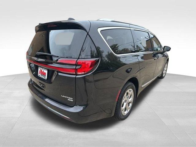 2021 Chrysler Pacifica Vehicle Photo in MEDINA, OH 44256-9631