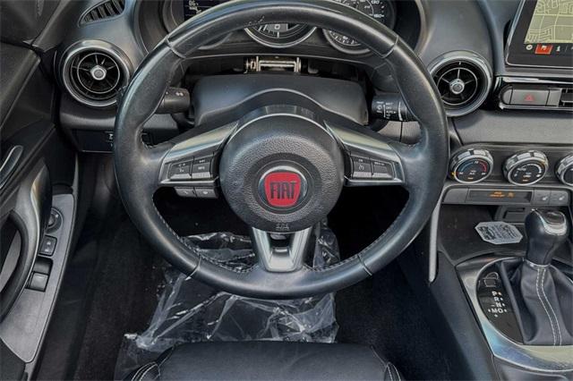 2018 FIAT 124 Spider Vehicle Photo in ELK GROVE, CA 95757-8703