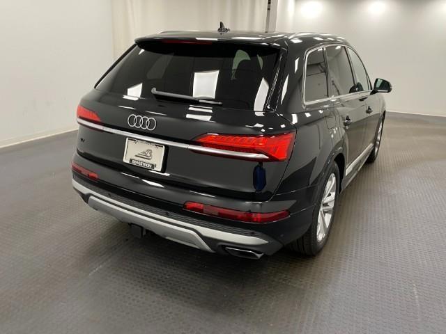 2025 Audi Q7 Vehicle Photo in Appleton, WI 54913