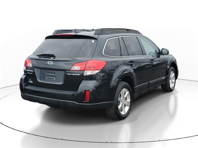 2013 Subaru Outback Vehicle Photo in GRAND BLANC, MI 48439-8139