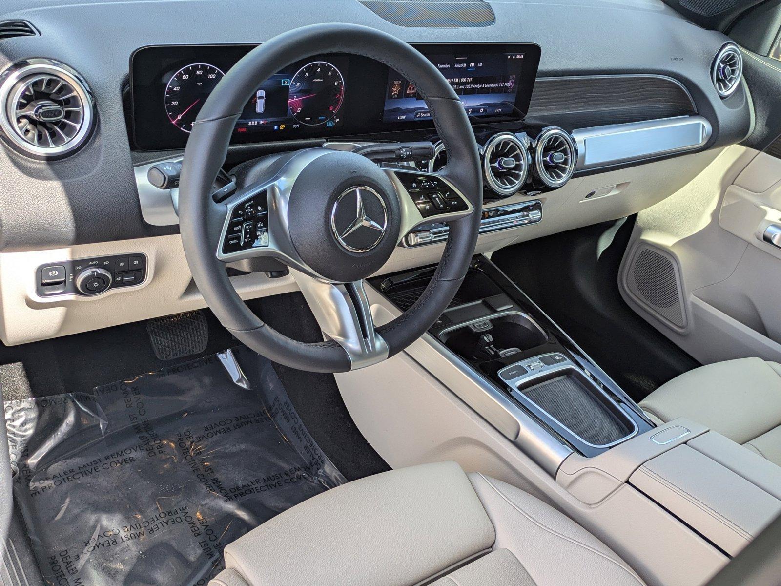 2024 Mercedes-Benz GLB Vehicle Photo in Sarasota, FL 34231