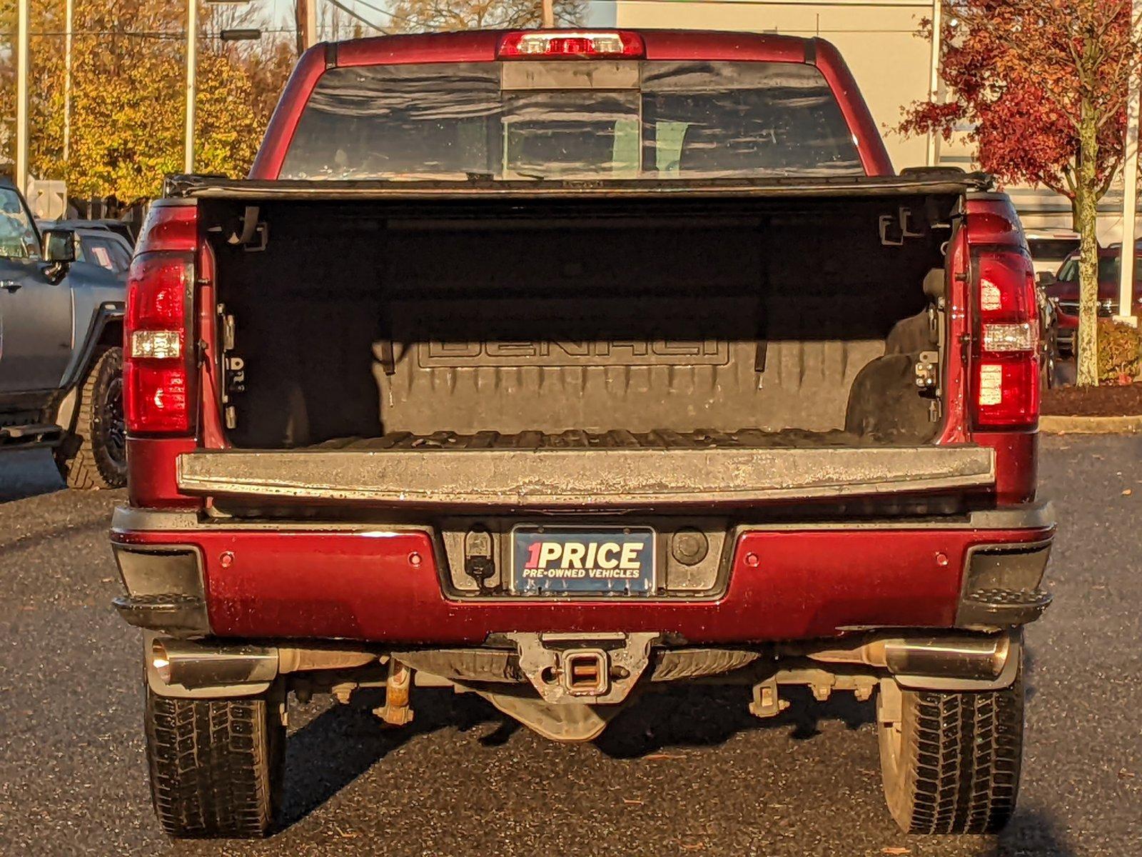 2017 GMC Sierra 2500HD Vehicle Photo in LAUREL, MD 20707-4697