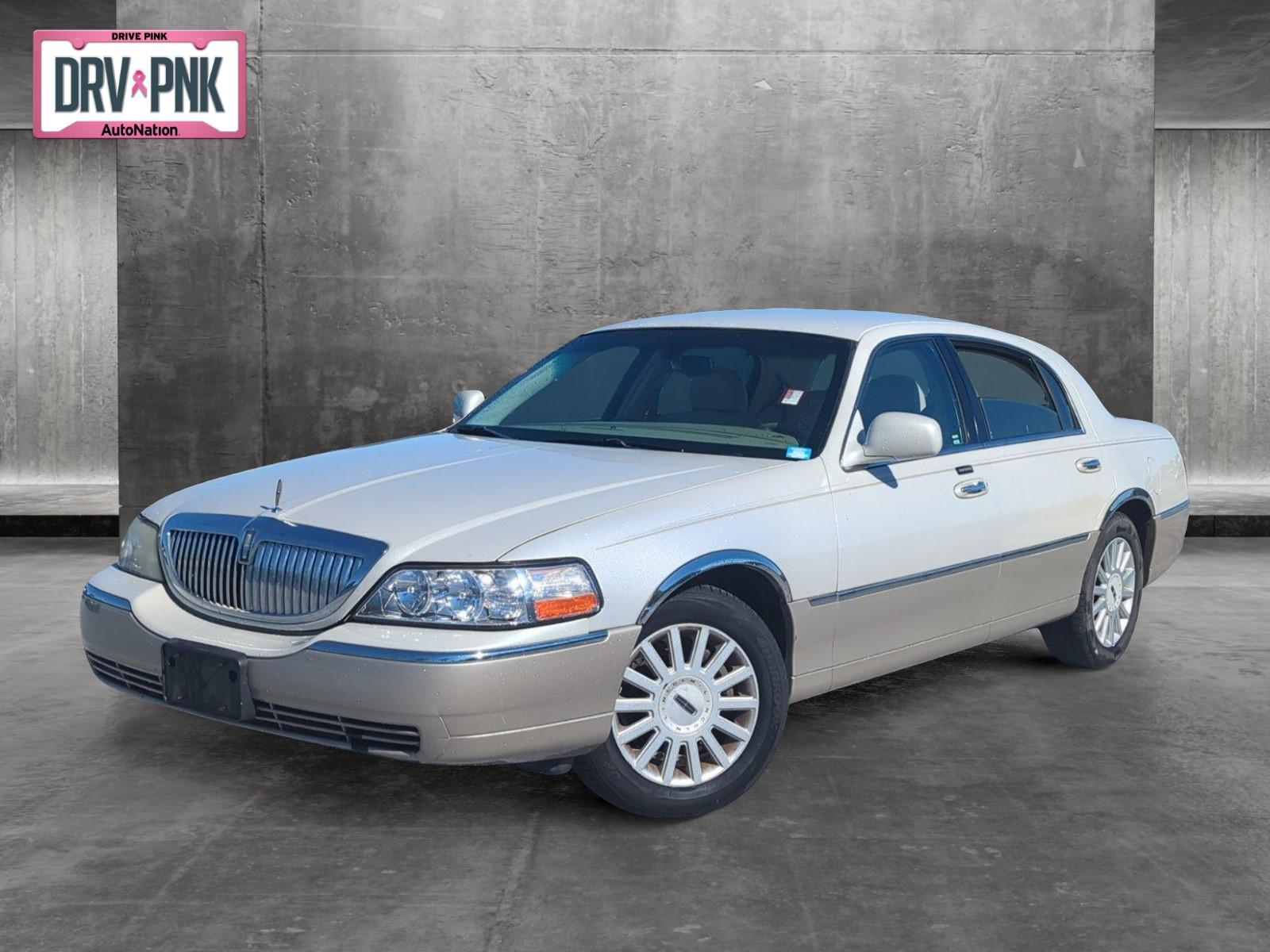 2006 Lincoln Town Car Vehicle Photo in Winter Park, FL 32792