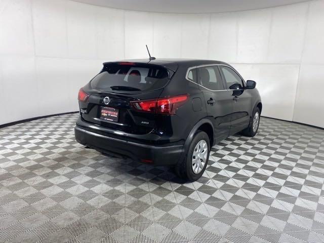 2017 Nissan Rogue Sport Vehicle Photo in MEDINA, OH 44256-9001