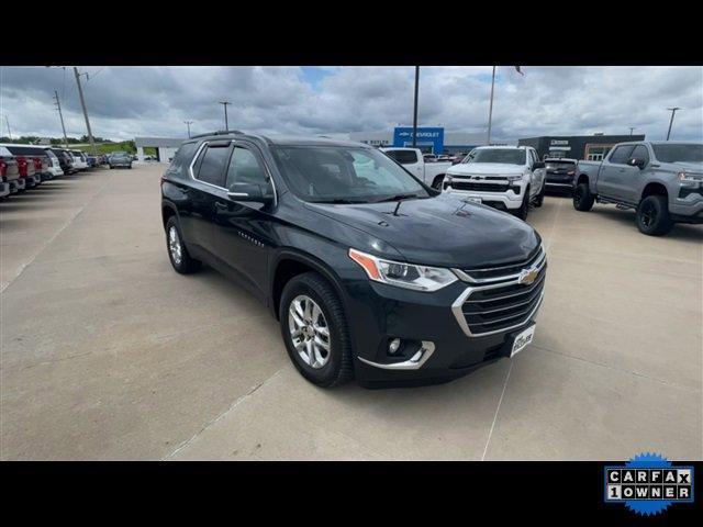 Used 2021 Chevrolet Traverse 3LT with VIN 1GNEVHKW8MJ134852 for sale in Centralia, MO