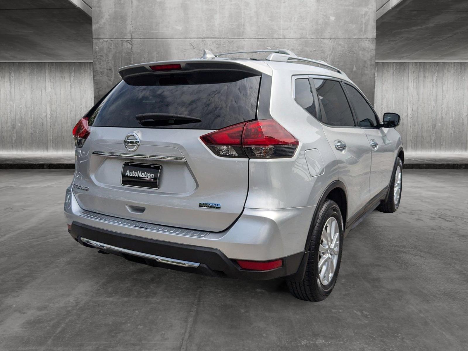 2019 Nissan Rogue Vehicle Photo in Miami, FL 33135