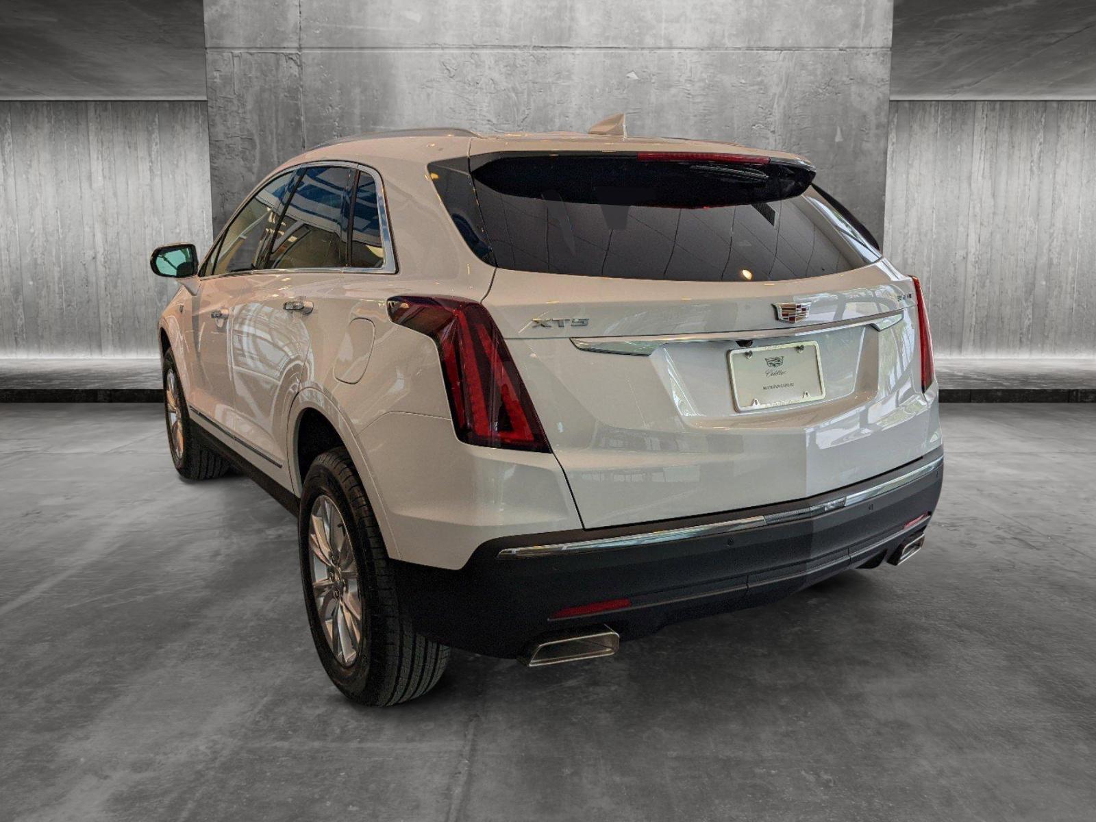 2024 Cadillac XT5 Vehicle Photo in WEST PALM BEACH, FL 33407-3296