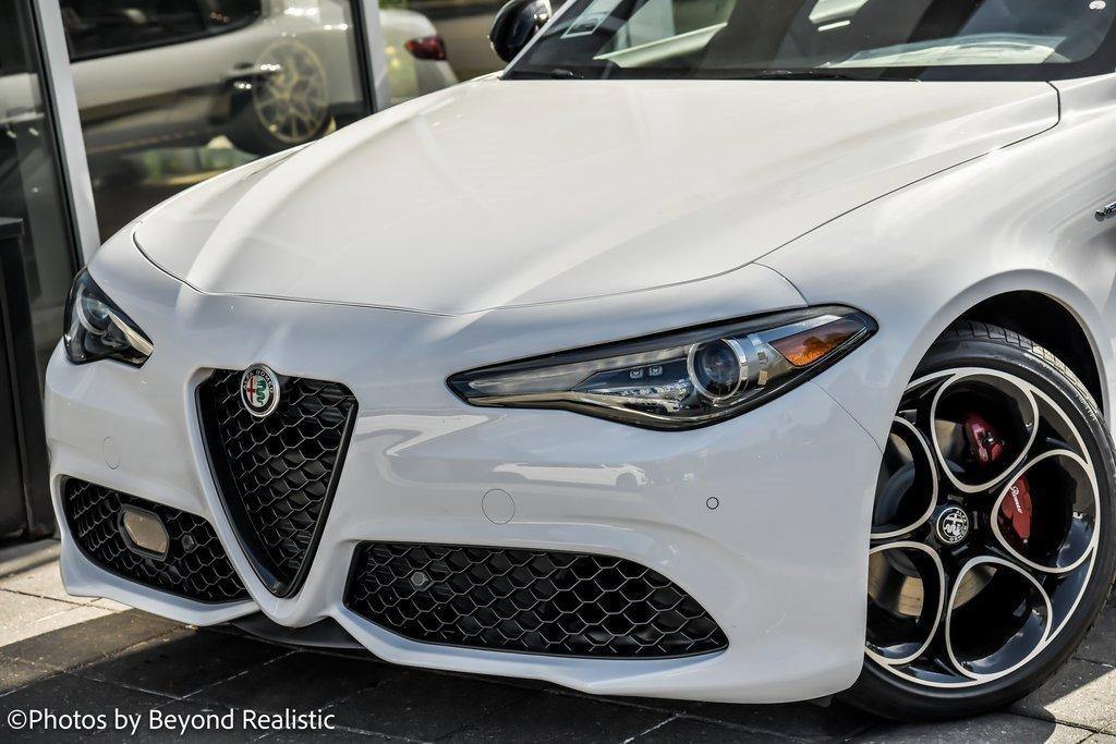 2023 Alfa Romeo Giulia Vehicle Photo in Saint Charles, IL 60174