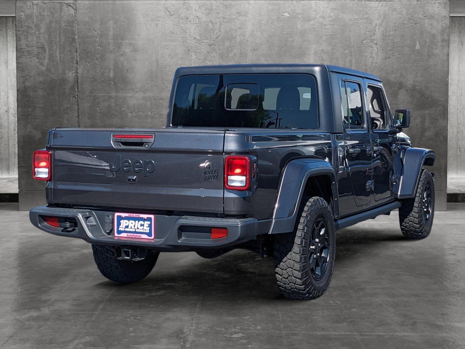 2022 Jeep Gladiator Vehicle Photo in VALENCIA, CA 91355-1705