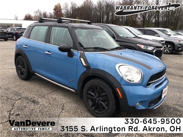 2016 MINI Cooper S Countryman ALL4 Vehicle Photo in Akron, OH 44312