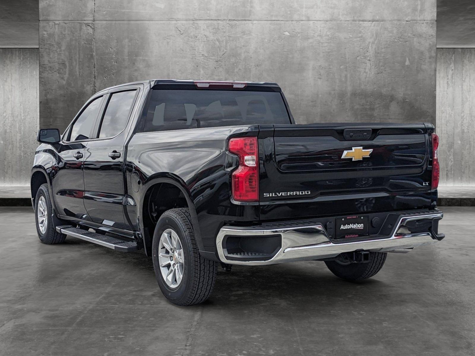 2024 Chevrolet Silverado 1500 Vehicle Photo in MIAMI, FL 33172-3015