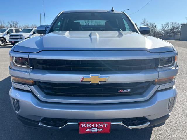 Used 2018 Chevrolet Silverado 1500 LT with VIN 1GCUKREC7JF227445 for sale in Crookston, Minnesota