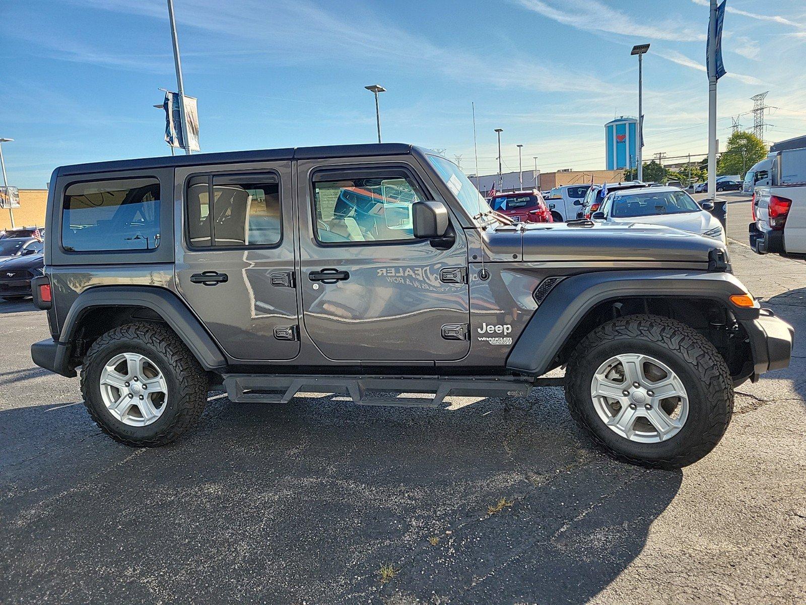 2018 Jeep Wrangler Unlimited Vehicle Photo in Saint Charles, IL 60174