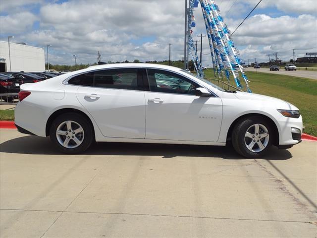 2025 Chevrolet Malibu Vehicle Photo in ELGIN, TX 78621-4245