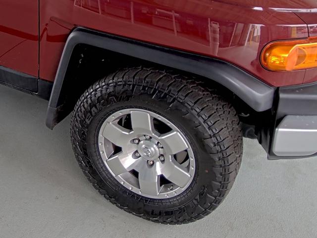 2010 Toyota FJ Cruiser Vehicle Photo in WENTZVILLE, MO 63385-1017