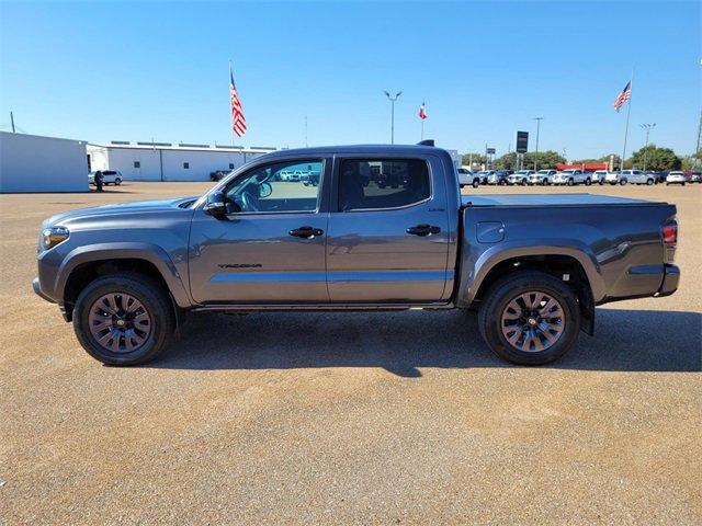 Used 2021 Toyota Tacoma Limited with VIN 3TMGZ5AN1MM377788 for sale in Victoria, TX