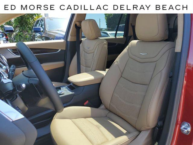 2024 Cadillac XT6 Vehicle Photo in DELRAY BEACH, FL 33483-3294