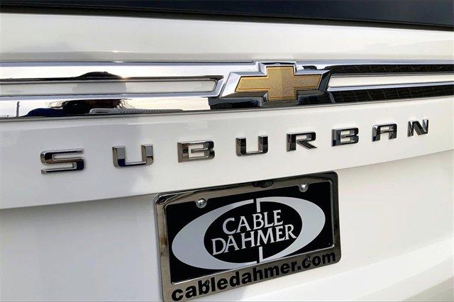 2023 Chevrolet Suburban Vehicle Photo in KANSAS CITY, MO 64114-4502