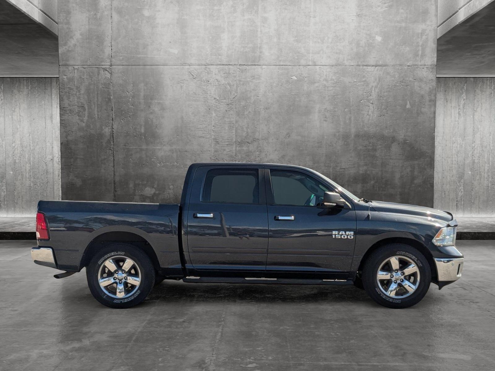 2017 Ram 1500 Vehicle Photo in St. Petersburg, FL 33713