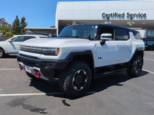 2024 GMC HUMMER EV SUV Vehicle Photo in ANAHEIM, CA 92806-5612