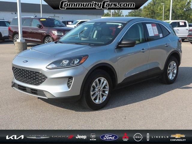 Certified 2022 Ford Escape SE with VIN 1FMCU9G63NUB24291 for sale in Bloomington, IN