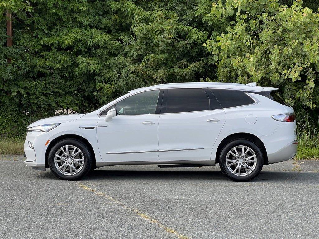 2022 Buick Enclave Vehicle Photo in MONROE, NC 28110-8431