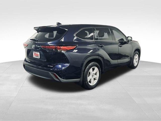 2021 Toyota Highlander Vehicle Photo in MEDINA, OH 44256-9631