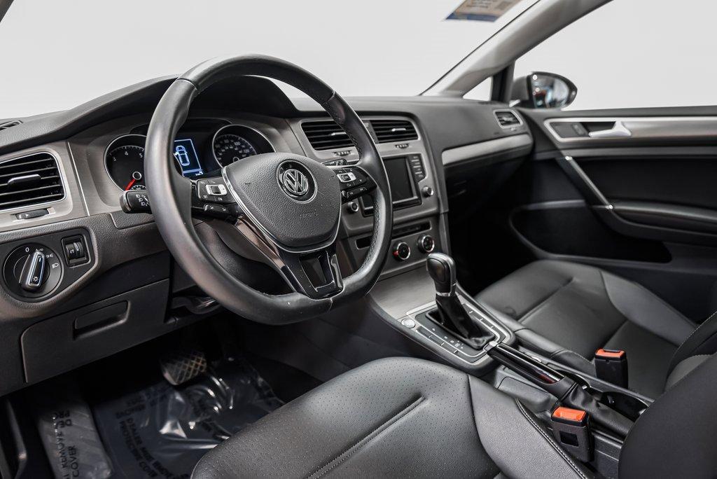 2017 Volkswagen Golf Vehicle Photo in AKRON, OH 44320-4088