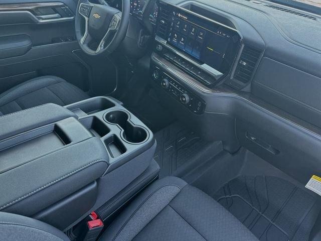 2024 Chevrolet Silverado 1500 Vehicle Photo in RIVERSIDE, CA 92504-4106