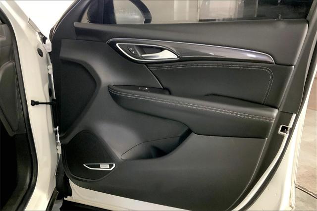 2022 Buick Envision Vehicle Photo in Lees Summit, MO 64086