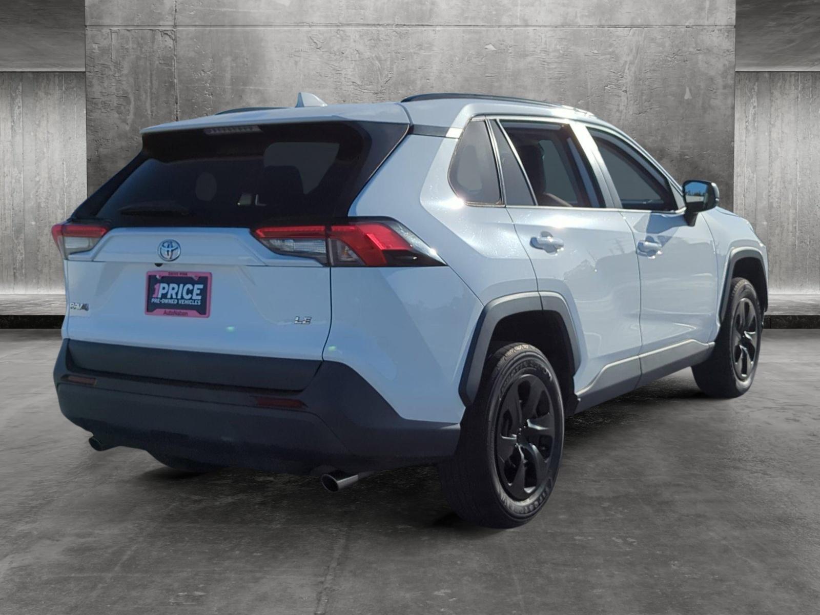 2020 Toyota RAV4 Vehicle Photo in Ft. Myers, FL 33907