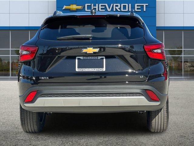 2025 Chevrolet Trax Vehicle Photo in RIVERSIDE, CA 92504-4106