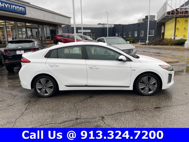 Used 2017 Hyundai Ioniq Limited with VIN KMHC05LC7HU018804 for sale in Kansas City