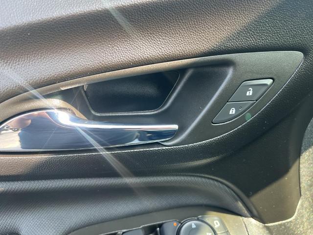 2023 Chevrolet Equinox Vehicle Photo in GREEN BAY, WI 54302-3701