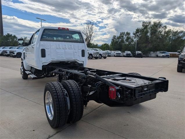 2024 Chevrolet Silverado Chassis Cab Vehicle Photo in ENGLEWOOD, CO 80113-6708