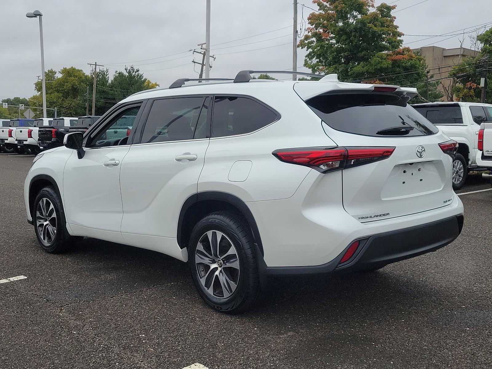 2022 Toyota Highlander Vehicle Photo in Trevose, PA 19053