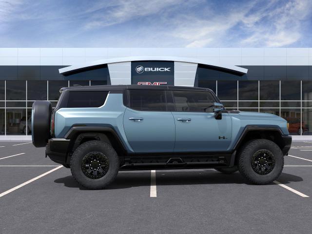 2024 GMC HUMMER EV SUV Vehicle Photo in WATERTOWN, CT 06795-3318