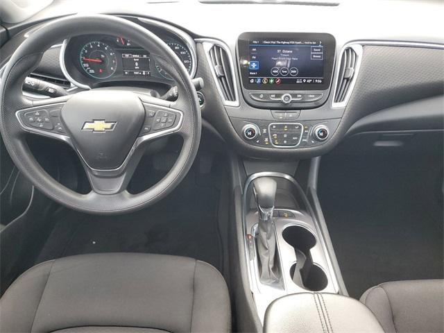 2021 Chevrolet Malibu Vehicle Photo in GRAND BLANC, MI 48439-8139