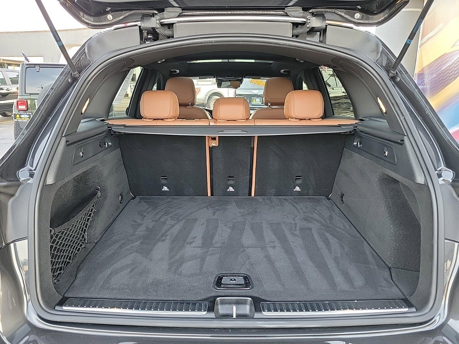 2022 Mercedes-Benz GLC Vehicle Photo in Saint Charles, IL 60174