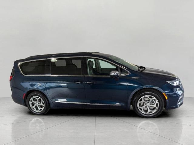 2022 Chrysler Pacifica Vehicle Photo in Oshkosh, WI 54901