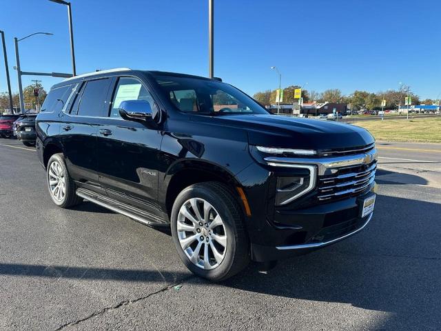 2025 Chevrolet Tahoe Vehicle Photo in COLUMBIA, MO 65203-3903