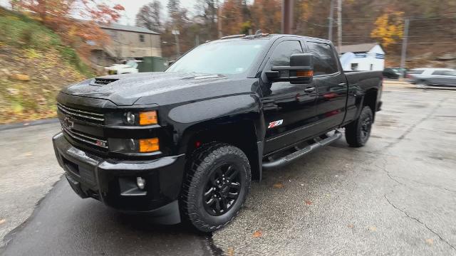 2017 Chevrolet Silverado 2500 HD Vehicle Photo in PITTSBURGH, PA 15226-1209