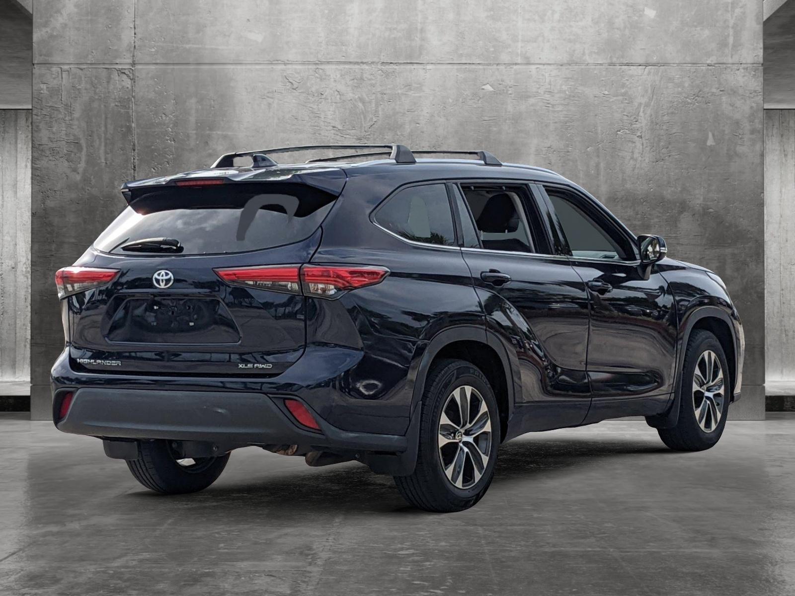 2021 Toyota Highlander Vehicle Photo in Davie, FL 33331