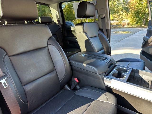 2015 Chevrolet Silverado 2500HD Built After Aug 14 Vehicle Photo in MEDINA, OH 44256-9631