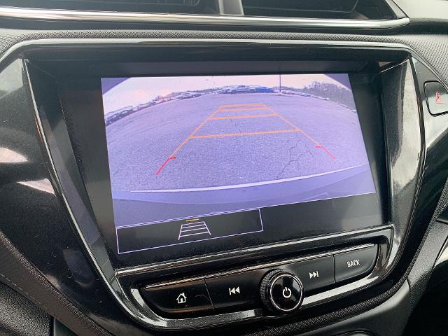 2021 Chevrolet Trailblazer Vehicle Photo in MOON TOWNSHIP, PA 15108-2571