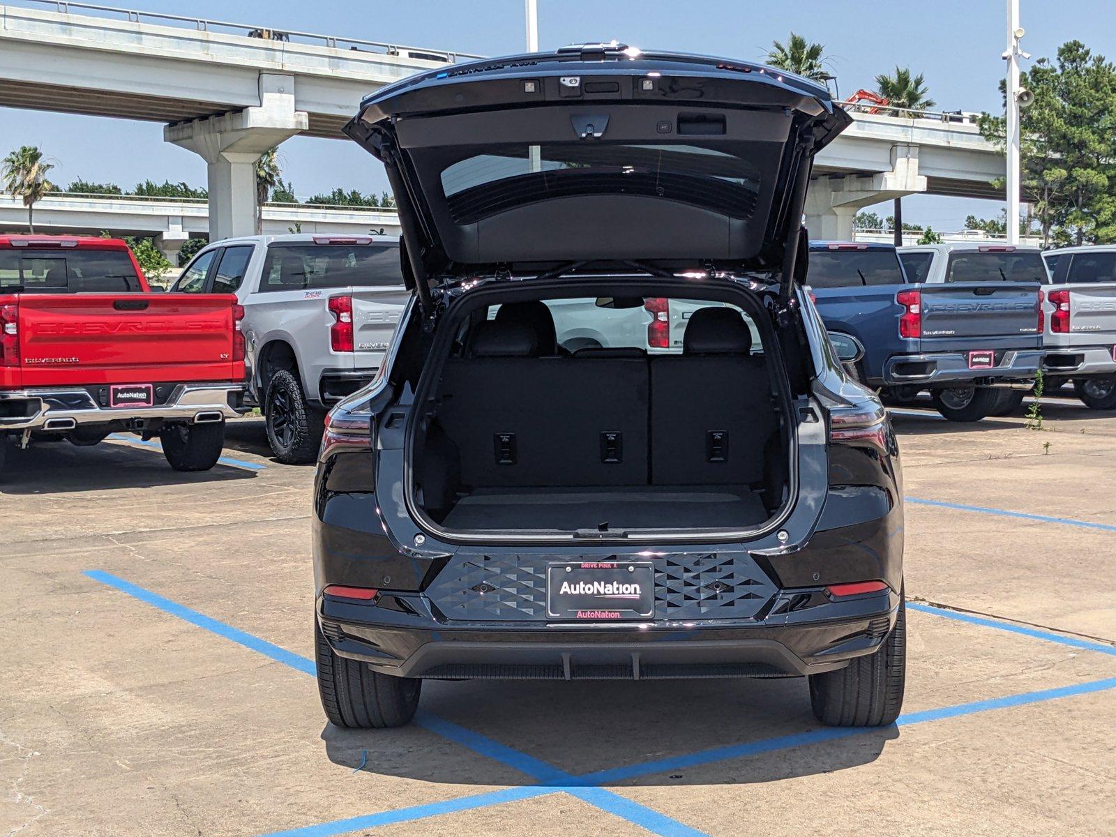 2024 Chevrolet Equinox EV Vehicle Photo in HOUSTON, TX 77034-5009