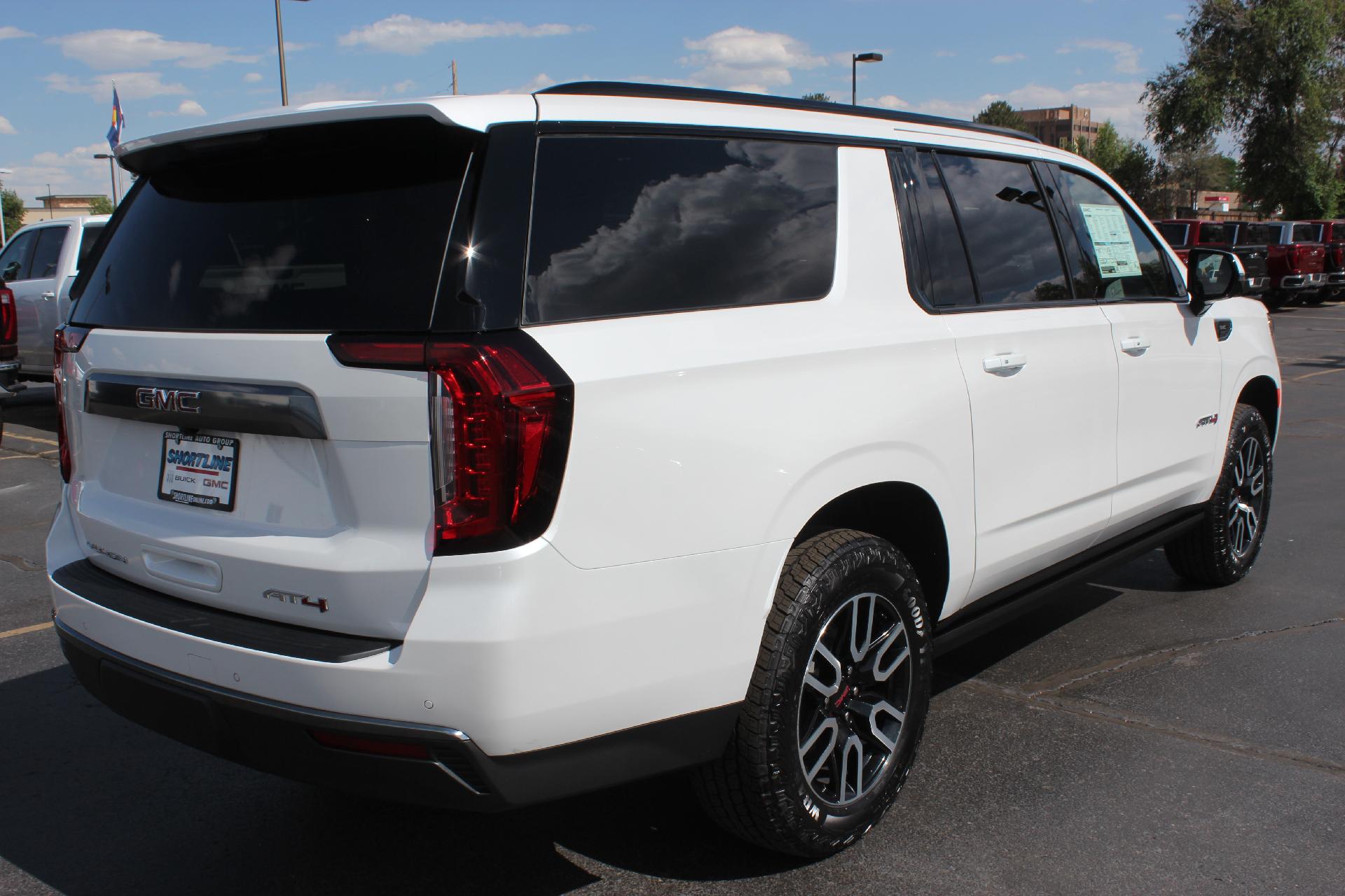 2024 GMC Yukon XL Vehicle Photo in AURORA, CO 80012-4011